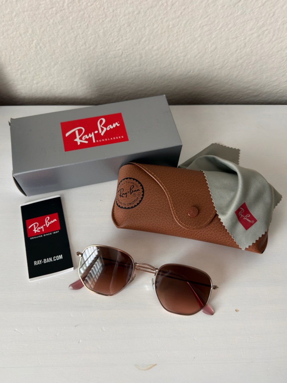 Ray-Ban Hexagonal Flat Lens Sunglasses with Brown-Pink Gradient Lenses